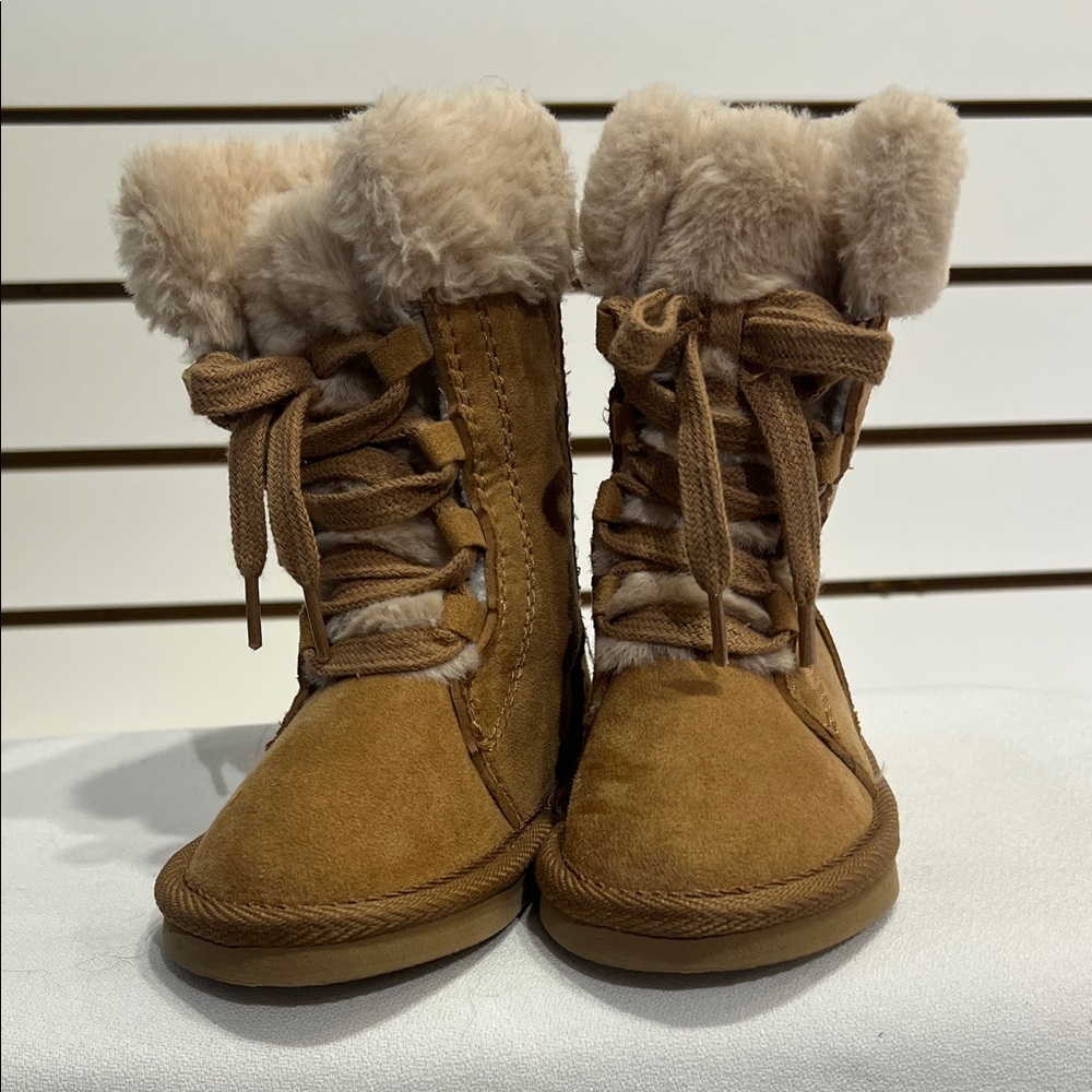 Warm Tan Kids Boots with Fur Lining